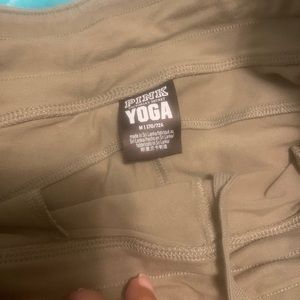 PINK joggers army green size Medium